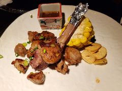 -花潮料理艺食馆(成都万象城店)