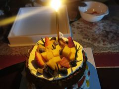 -山与蓝·轻糖鲜果蛋糕(勒泰店)