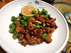 -苹果树下艺术餐厅(宋庄店)