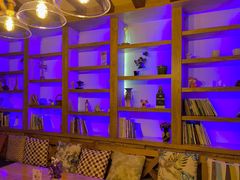 -月亮眼花园餐厅书吧酒吧