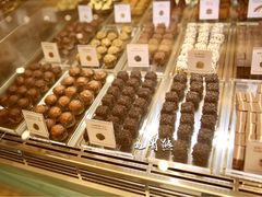 -VENCHI 闻绮(北京国贸商城店)