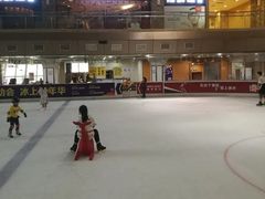 -奥山冰场(奥山世纪城店)