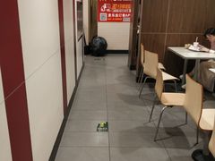大堂-麦当劳(花园北路店)