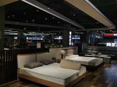 -百安居装修建材卖场(南山店)