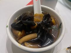 -天宜隆蘑菇宴火锅(石景山旗舰店)