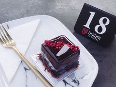 覆盆子黑森林-UNI UNI(环亚凯瑟琳店)