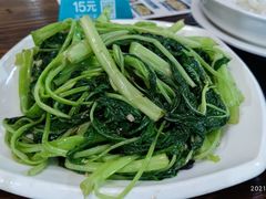 -张家卫·阳江菜·小海鲜(肥婆湾桥店)