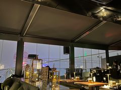 -FLAIR顶层餐厅酒吧(浦东丽思卡尔顿酒店)