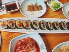 -唯成•韩国炭火烤肉 유성고기