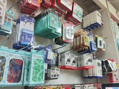 -上海南东电玩(上海置地广场周大福店)