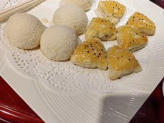 -龙悦湾酒家·八阵鱼生·渔人码头店