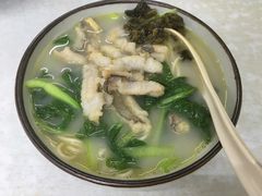 -明呈黄鱼面馆(斜土路店)