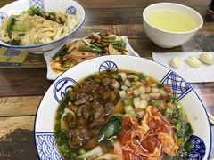 -彭家牛肉块扯面