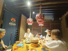 -吃饭皇帝大(长宁龙之梦店)