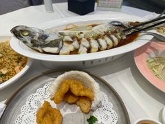 -万龙洲海鲜(大兴绿地缤纷城店)