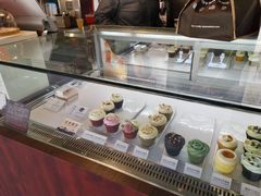 面包甜点陈列柜-派悦坊·甜品·蛋糕(日坛店)