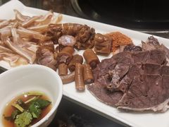 -菌海森林·非遗野生菌火锅(西山区滇池路摩根道店)