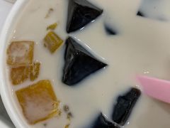 全料牛奶芋圆-五条人糖水铺(武林总店)