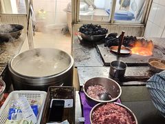 -正宗杨记普洱酸醋米线(总店)