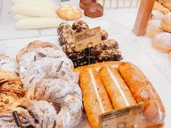 烧焦糖吉士忌廉法包-PAPER STONE BAKERY(天环店)