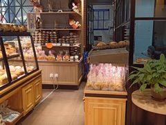 面包甜点陈列柜-迪莉娅(欧亚卖场店)