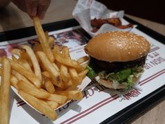 -The Habit Burger Grill 哈比特汉堡(爱琴海店)