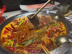 -巴国妹子毛肚火锅(蓝光悦城店)