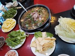 -镇雄酸汤猪脚(钻石广场分店)