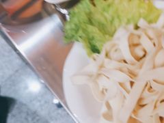 -犇鼎牛潮汕牛肉火锅(新辰里学清路店)
