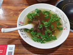 -牛小隆牛肉面馆(四牌楼店)