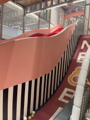 -奈尔宝家庭中心·亲子餐厅(北京东坝万达店)