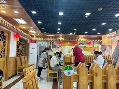 -屯老二农家铁锅炖·行业领军者(梅江店)