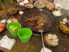 -黄潇洒老火锅(九眼桥宏济巷店)