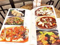 -金时代顺风大酒店(临港百联店)