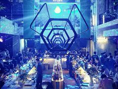 -The ROOF (通盈中心店)