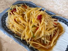 -维吾尔餐厅(宜山路店)