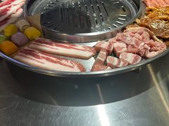 -哈哈碳都·牛肋条无限自助烤肉(宝龙店)