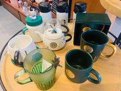 零售区-星巴克臻选(成都宽窄巷子店)