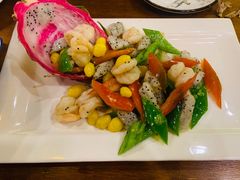 鲜果虾仁-小厨子私房菜·云南美食店