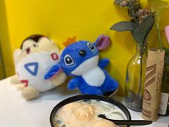 -志龙皇冠吃货椰子铺