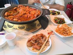 -徐记小怪兽肉蟹煲(中央大街店)