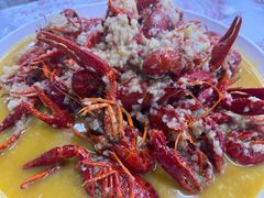 吮指蒜香风味小龙虾-虾易落味(杭州黄龙万科中心店)