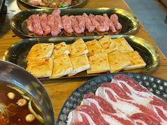 -合易泓烤肉·海肠捞饭(火车站店)