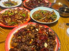 -柴窝堡22号辣子鸡·传承新疆菜