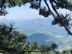 -罗田薄刀峰风景区