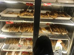 -拈签一笑黄牛肉辣卤串串