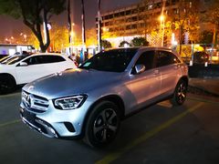 -上海星瀚奔驰4S店(红柳路店)