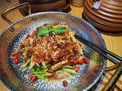 手撕扁担鸡-吃饭皇帝大·土家民族菜(武陵源店)