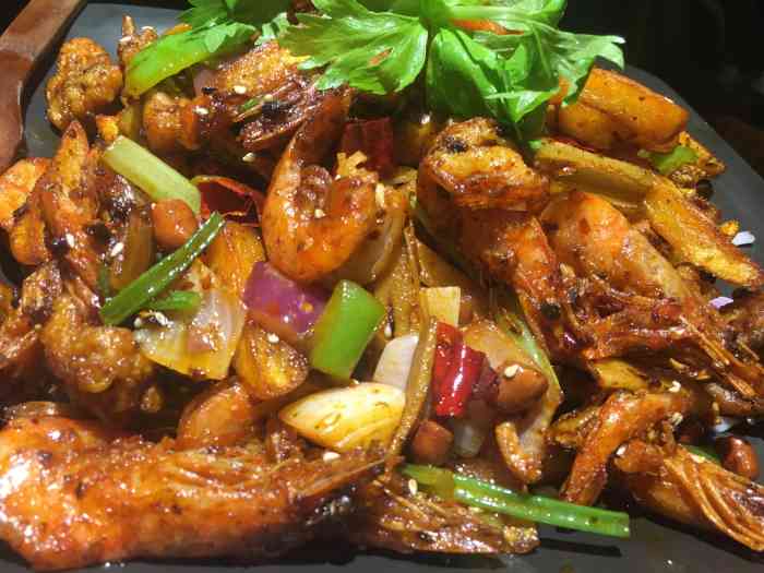 炭舍干锅(福田卓悦汇店)