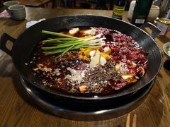 -周幺妹重庆老火锅(银泰城总店)